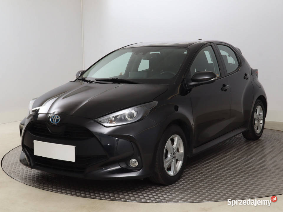 Toyota Yaris 15 VVTi Hybrid kamera cofania Bielany Wrocławskie