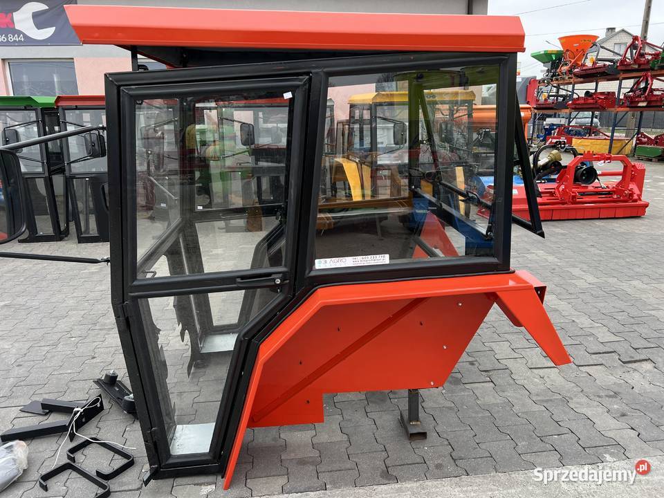 Kabina ciągnikowa Ursus C330 Ursus C360 MF235 Pińczów