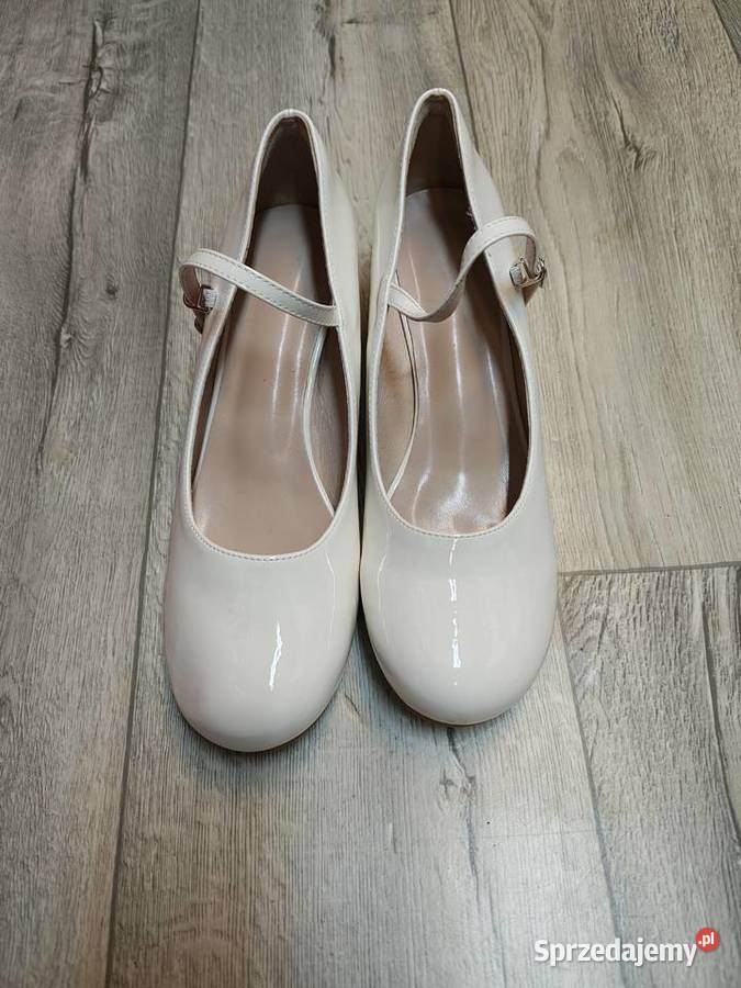 4243 Kremowe czółenka wieczorowe na szeroką