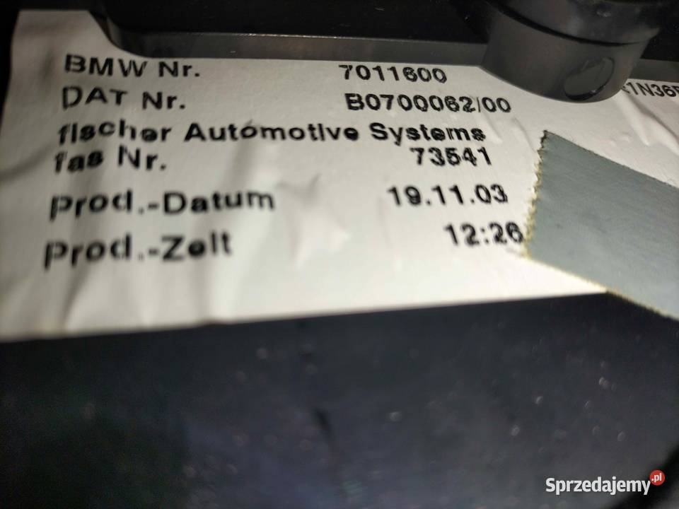 Podłokietnik centralny ze schowlkiem BMW E65 E66 Poręba