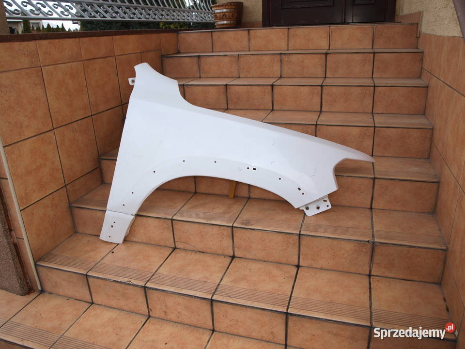 Dodge RAM błotnik prawy przód 2019 2025r Kalisz sprzedam