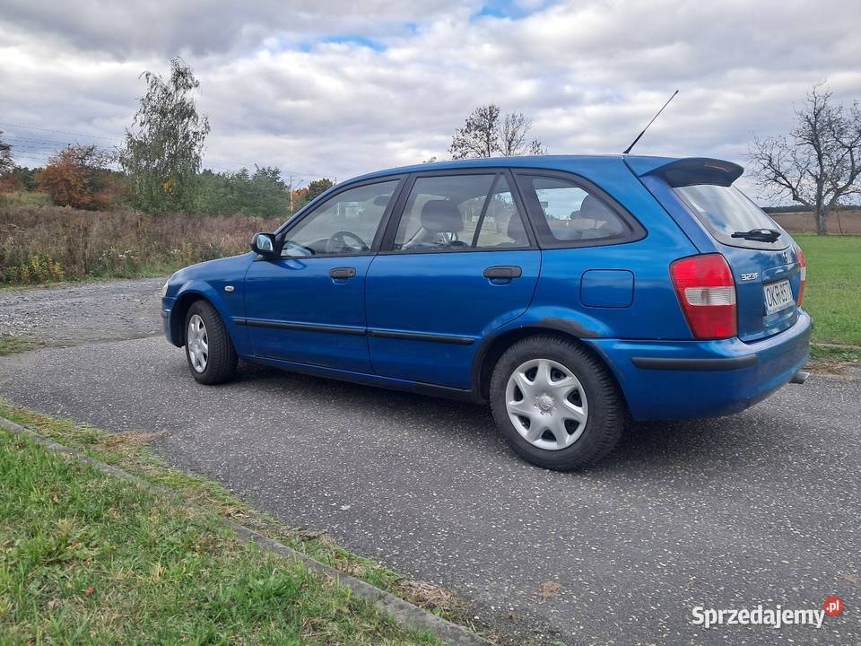 Mazda 323F nieuszkodzony Zdzieszowice sprzedam