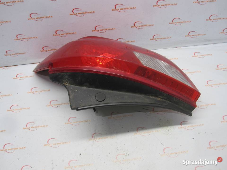 MOKKA A 15r lampa prawa tył