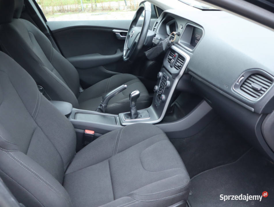 Volvo V40 20 D2 wielofunkcyjna kierownica Łódź