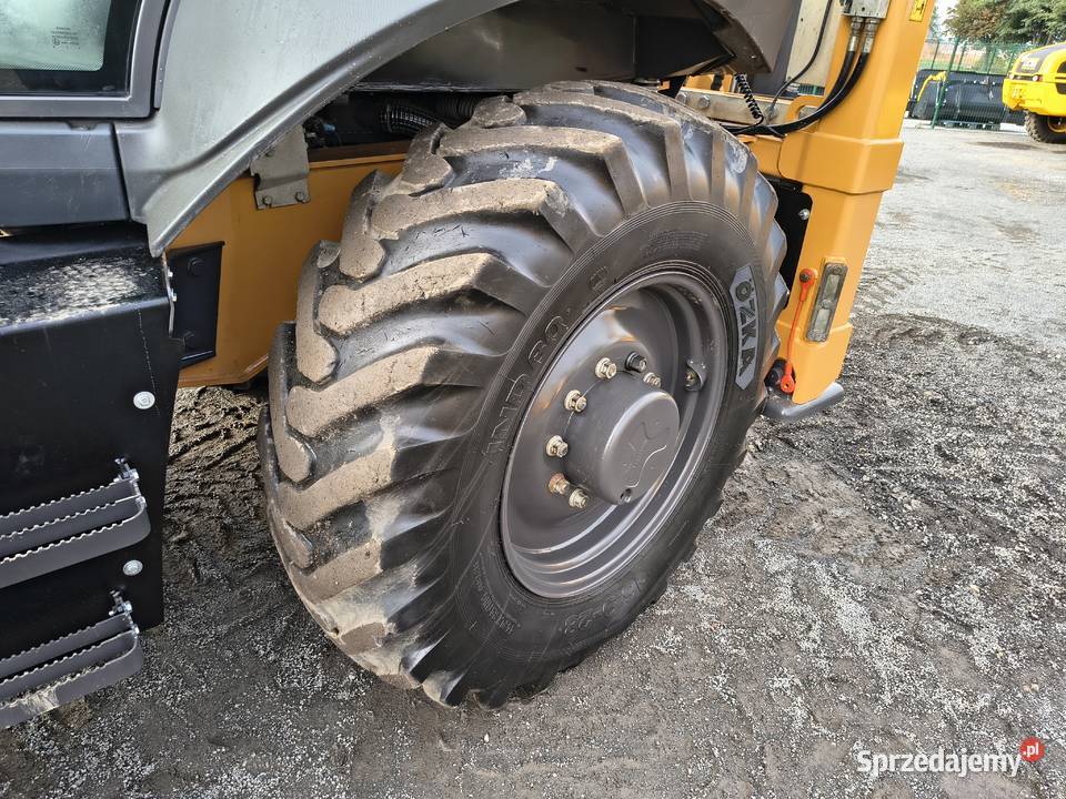 KOPARKOŁADOWARKA CASE 695SV 2023R JCB CAT pełny VAT Koparko ładowarki Krotoszyn