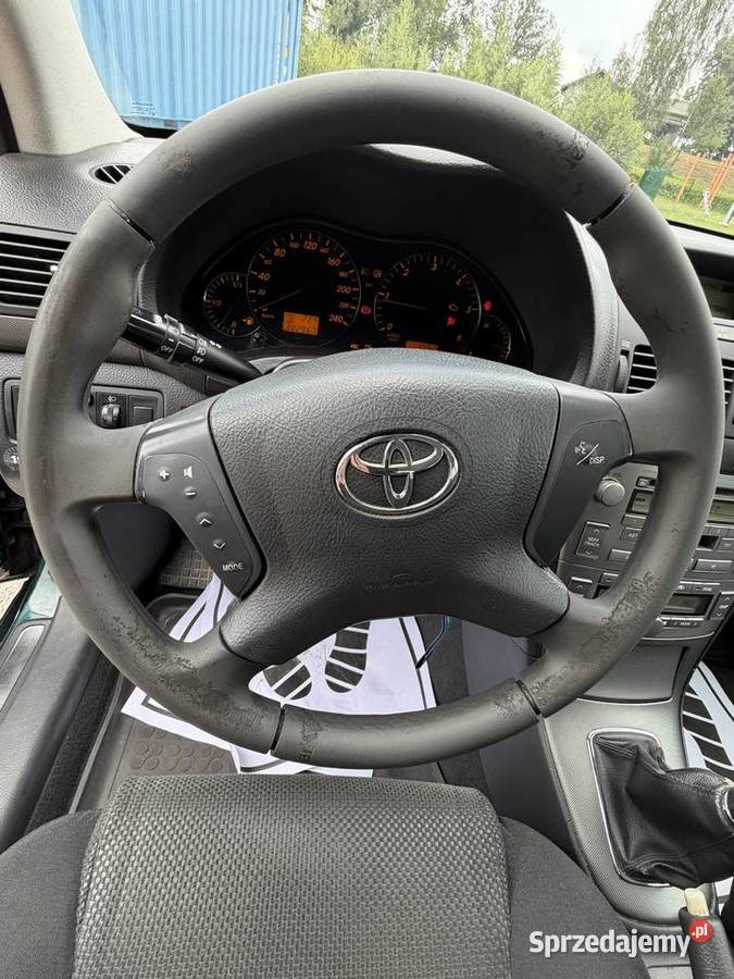 Toyota Avensis T25 20 D4D 116 2003r TTE 383kkm Avensis Dynów sprzedam