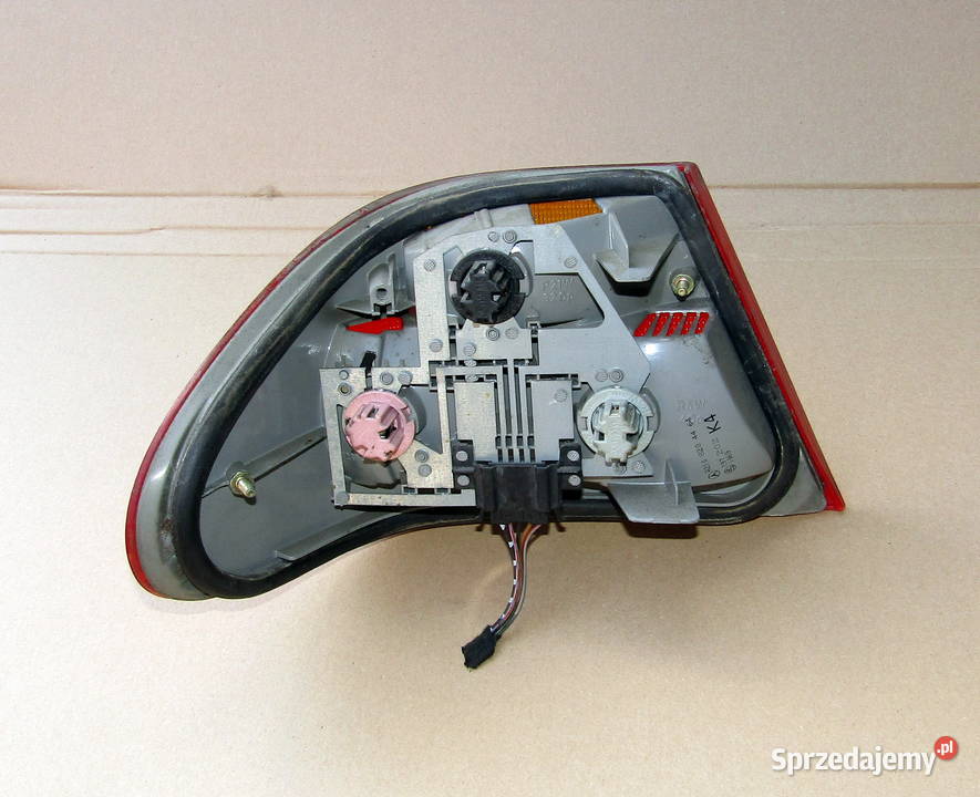 LAMPA TYLNA LEWA I PRAWA MERCEDES EKL W210 LIM Mysłaków sprzedam