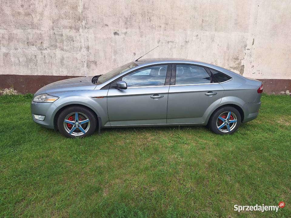 Ford Mondeo 20 BenzynaLPG 2009 Salon światła przeciwmgielne Mondeo
