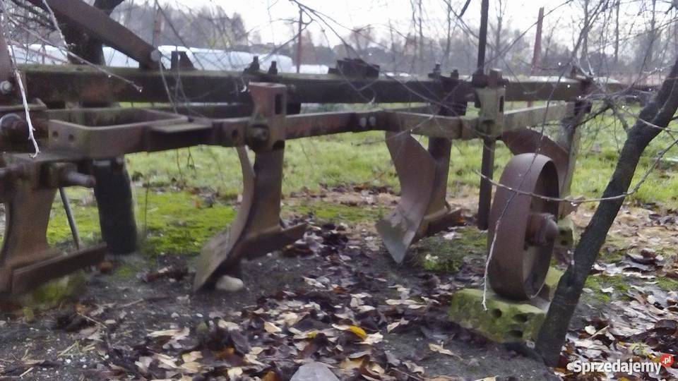 Pług ruski zagonowy 4 skibowy nieuszkodzony Złotowo