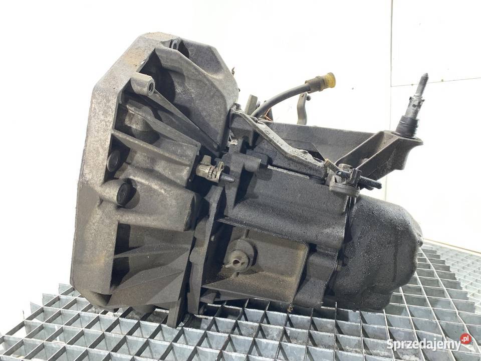 SKRZYNIA BIEGÓW RENAULT SCNIC II JR5110 15 86 sprzedam