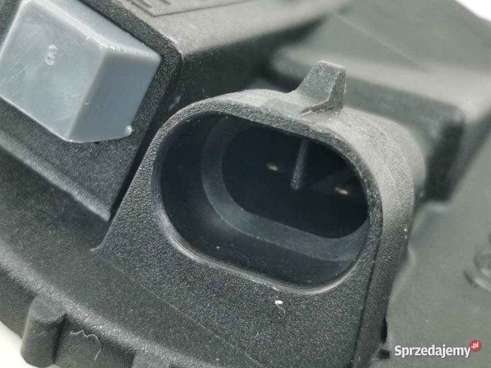 LAMPA HALOGEN PRAWY LANCIA Y 2003 NOWA MAGNETI