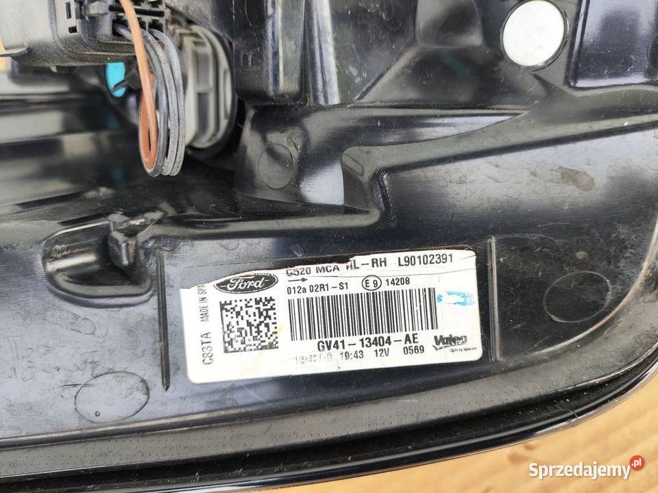 FORD KUGA MK2 LIFT 1619 LAMPA PRAWA TYŁ
