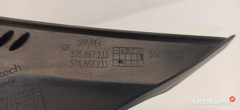 SEAT ATECA OSŁONA SŁUPKA PRAWA 575867233 osobowe