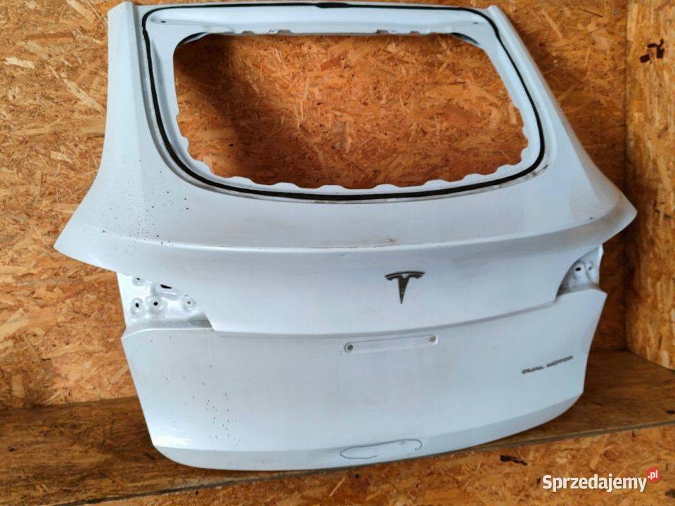Klapa Pokrywa Bagażnika Tesla Model Y Pleszew