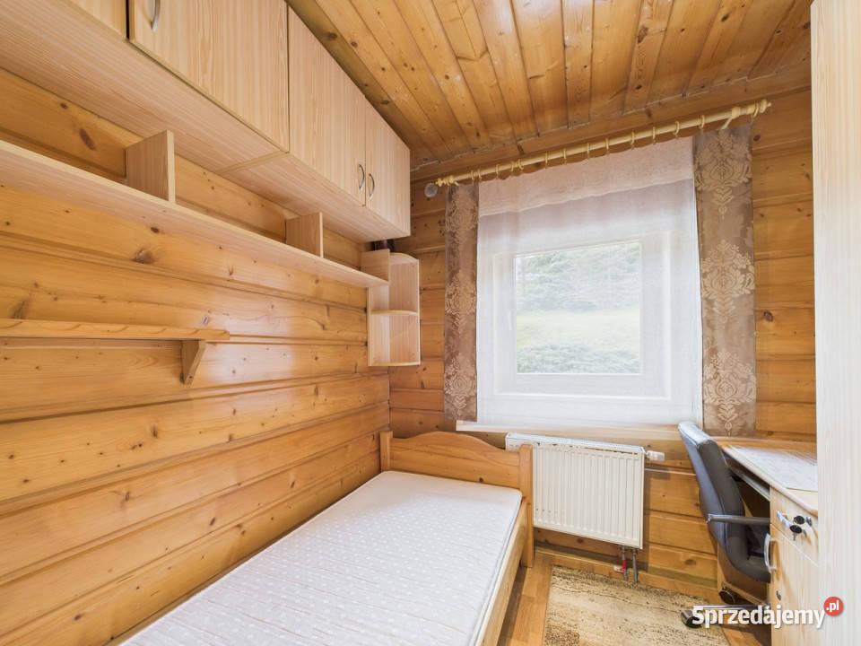Drewniany dom z widokiem na Tatry Dursztyn