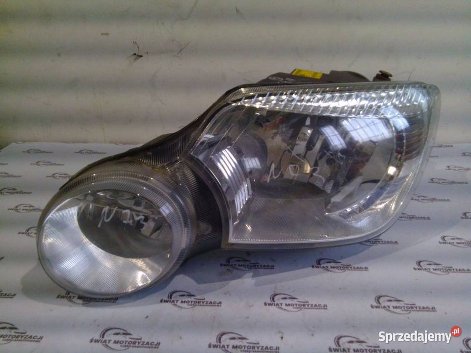 SKODA YETI 12r lampa lewa przód 5L2941015A osobowe Kielce