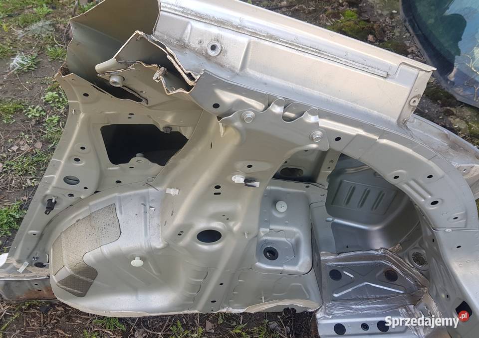 BŁOTNIK tył HONDA civic IX Radom