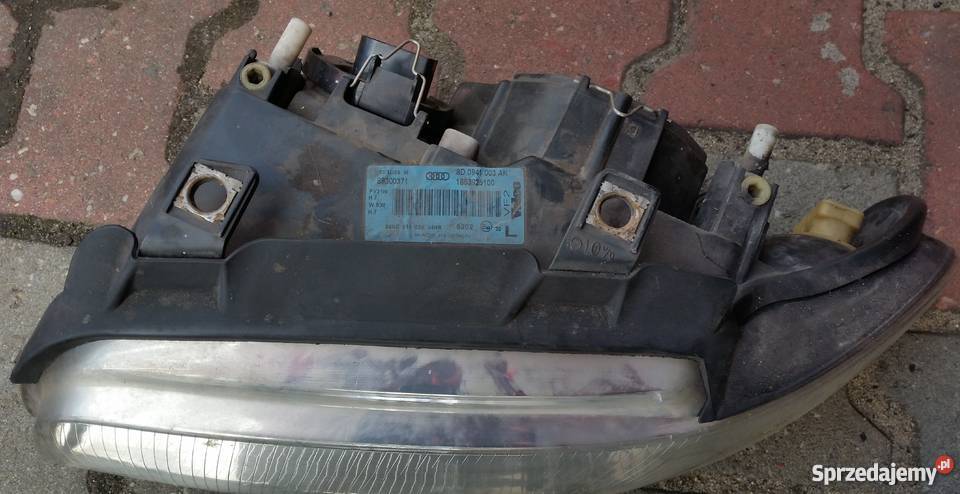 Lampa przód strona lewa Audi A4 B5 lift Dąbrowa Górnicza