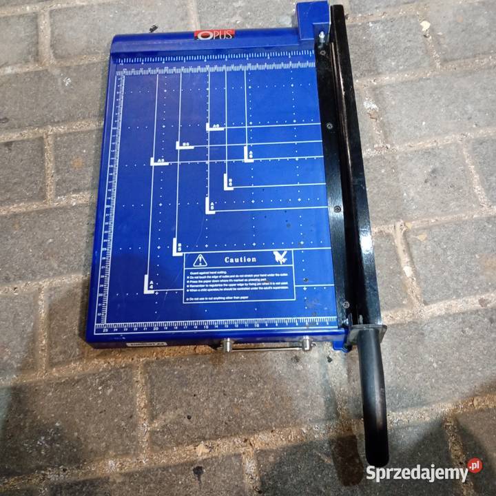 Gilotyna do cięcia papieru Niedrzwica Duża