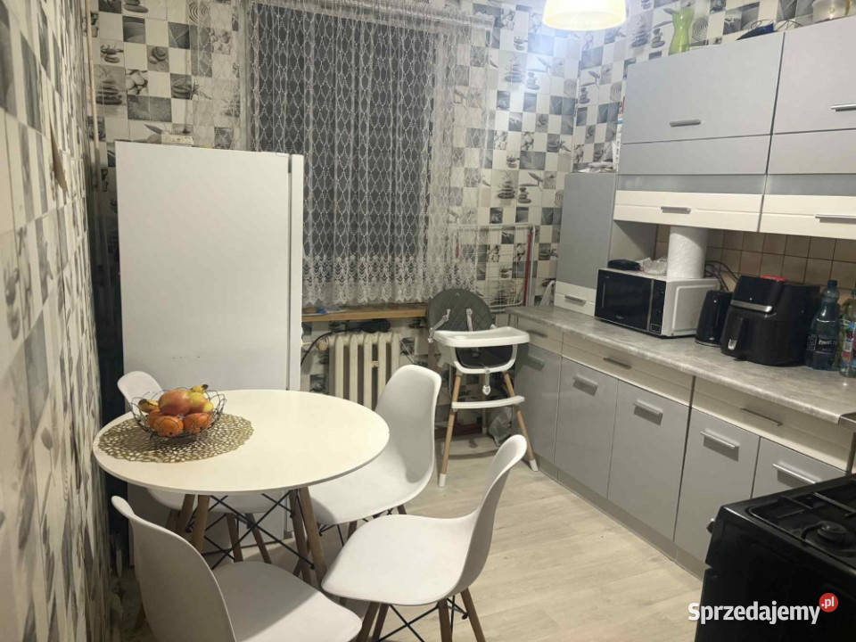 Sprzedam mieszkanie w Książkach Książki