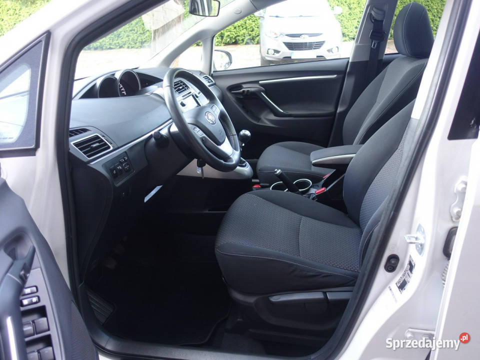 Toyota Verso 16i Navi Alu Panorama KamCof 1598cm3 Częstochowa sprzedam