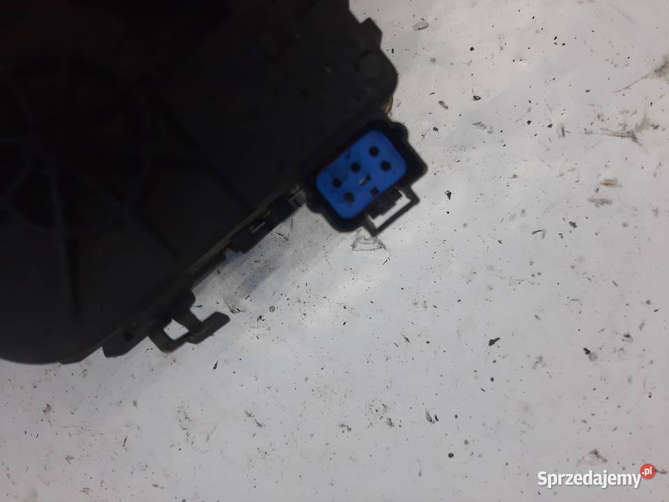 Ford Focus HB zamek klapy tylnej tył