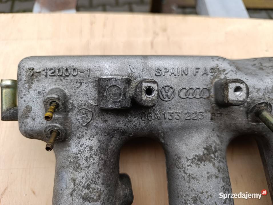 Audi TT 18 225 kolektor ssący