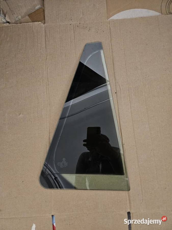 Szyba golf vi 6 prawy tył kombi mała kujawsko-pomorskie