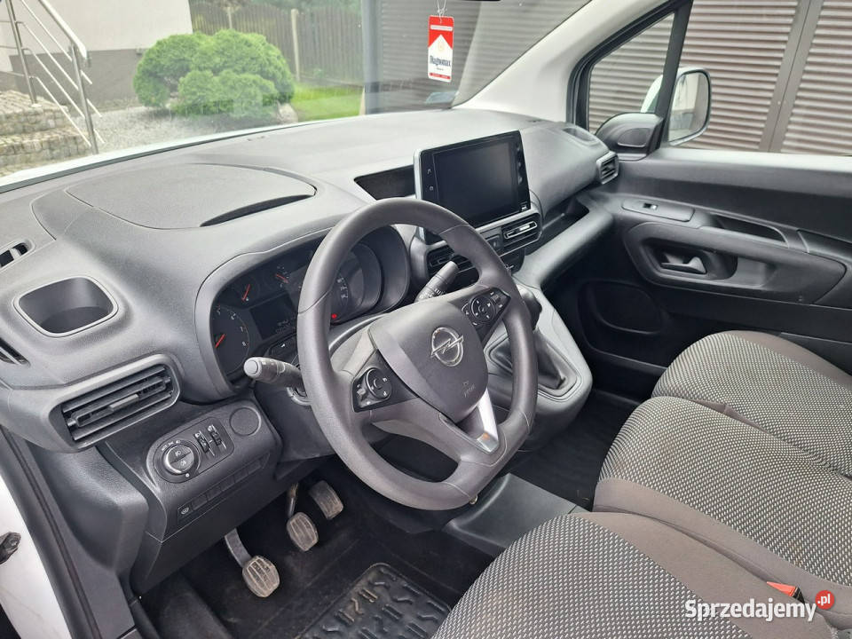 Opel Combo 15i 102 Polski salon Bezwypadkowy centralny zamek