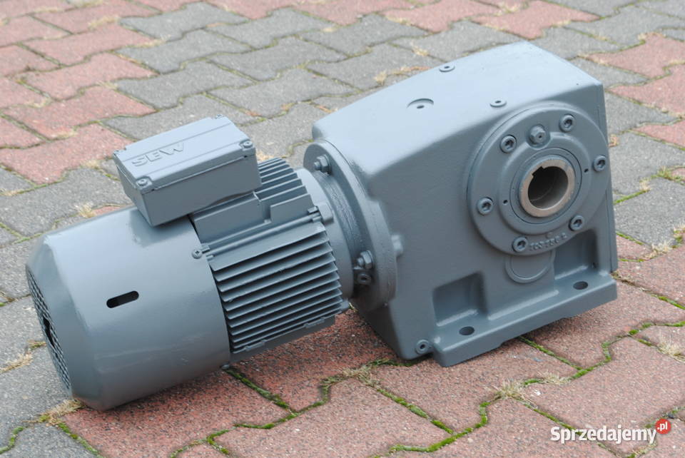 Motoreduktor kątowy 15kw 17obrmin z hamulcem SEW Kargowa