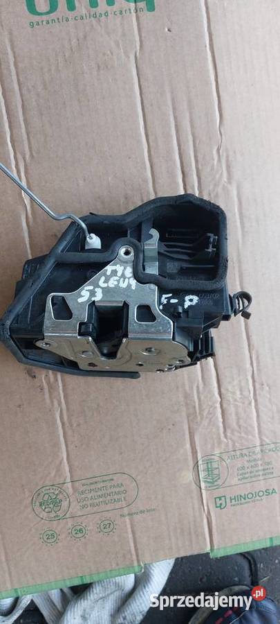 Zamek drzwi lewy tył BMW F10 F11 7202147 A053702 Szczecin