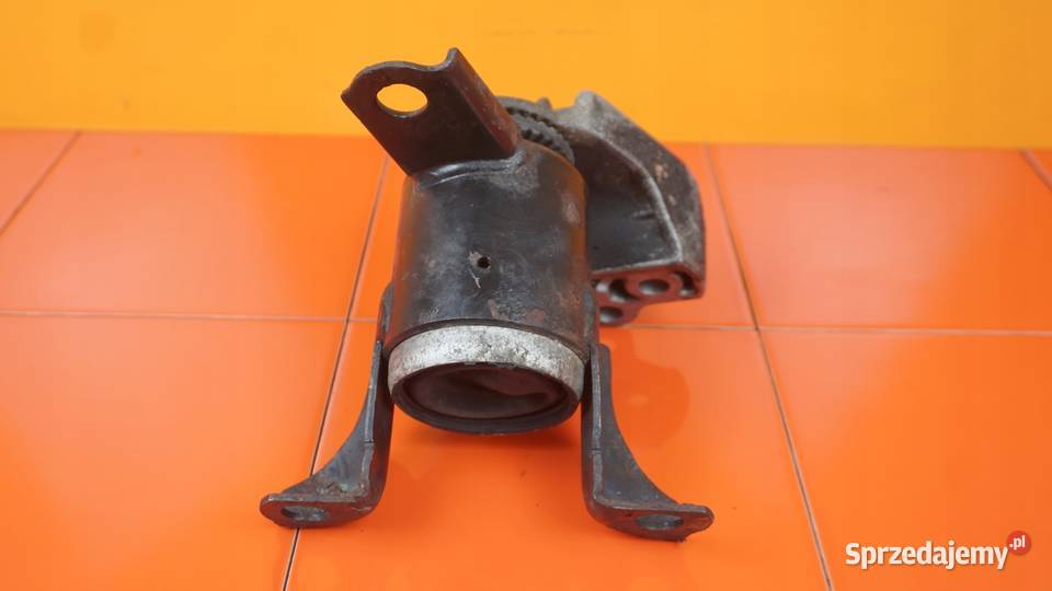 FIESTA MK7 B 10 ECOBOOST 14r SFJA poduszka Łożyska i poduszki amortyzatorów Suków