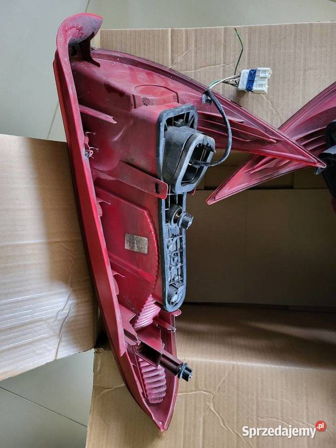 Peugeot 206sw kombi lampa prawa lewa tył tylna Pułtusk