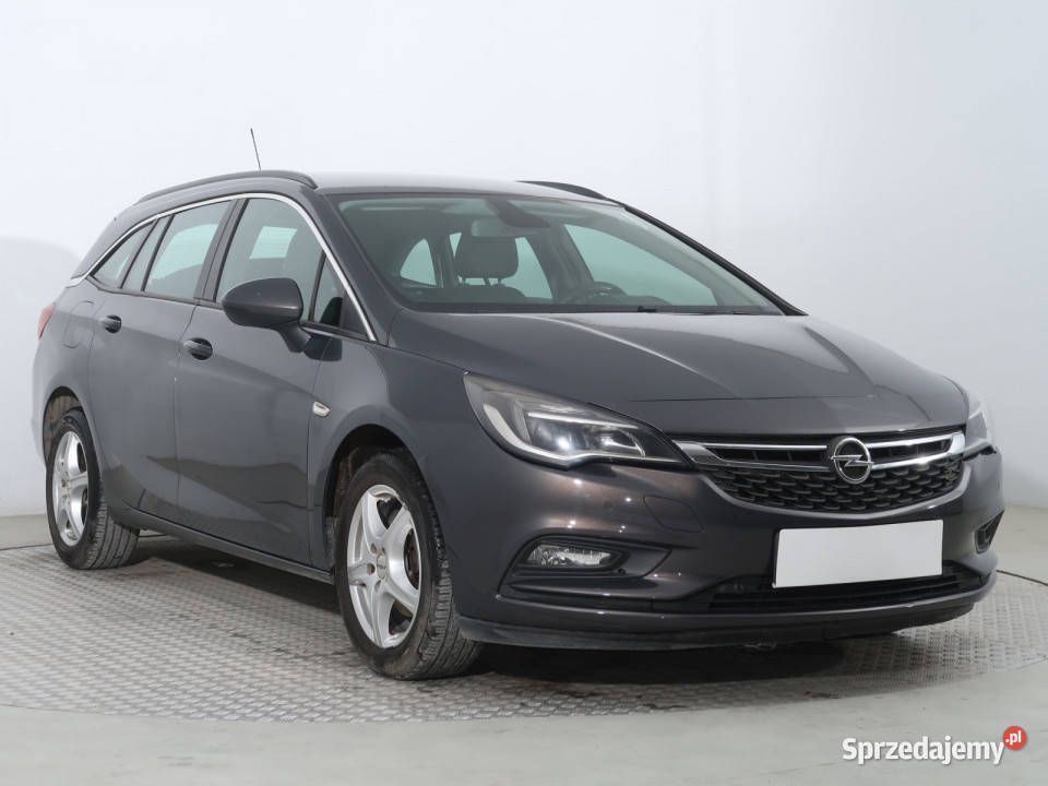 Opel Astra 14 T Piaseczno