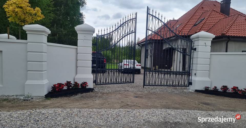 Mury Betonowe Słupy Dworkowe do WILLI PARKOWA Toruń