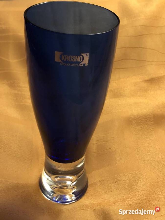 Szklanki kobaltowe łodygowe w stanie 4 sztuki Porcelana i szkło Zegrze