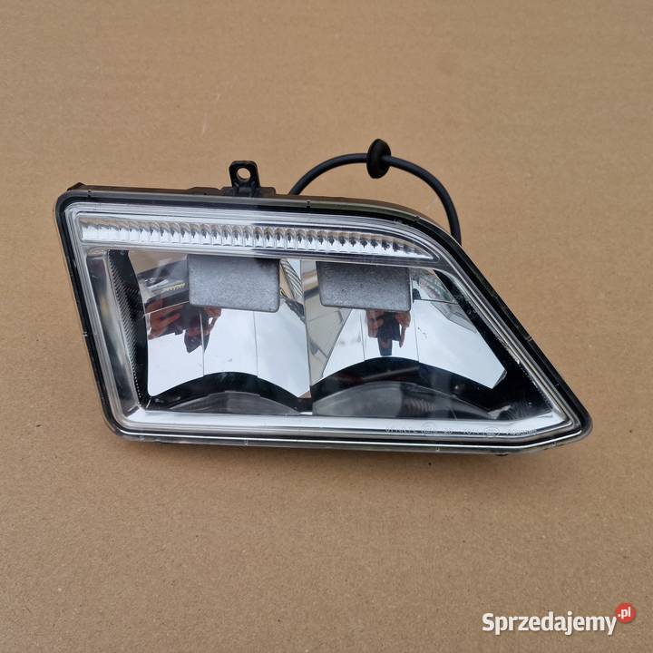 SCANIA R S NGS HALOGEN PRAWY GÓRNY W DACH Bieleń