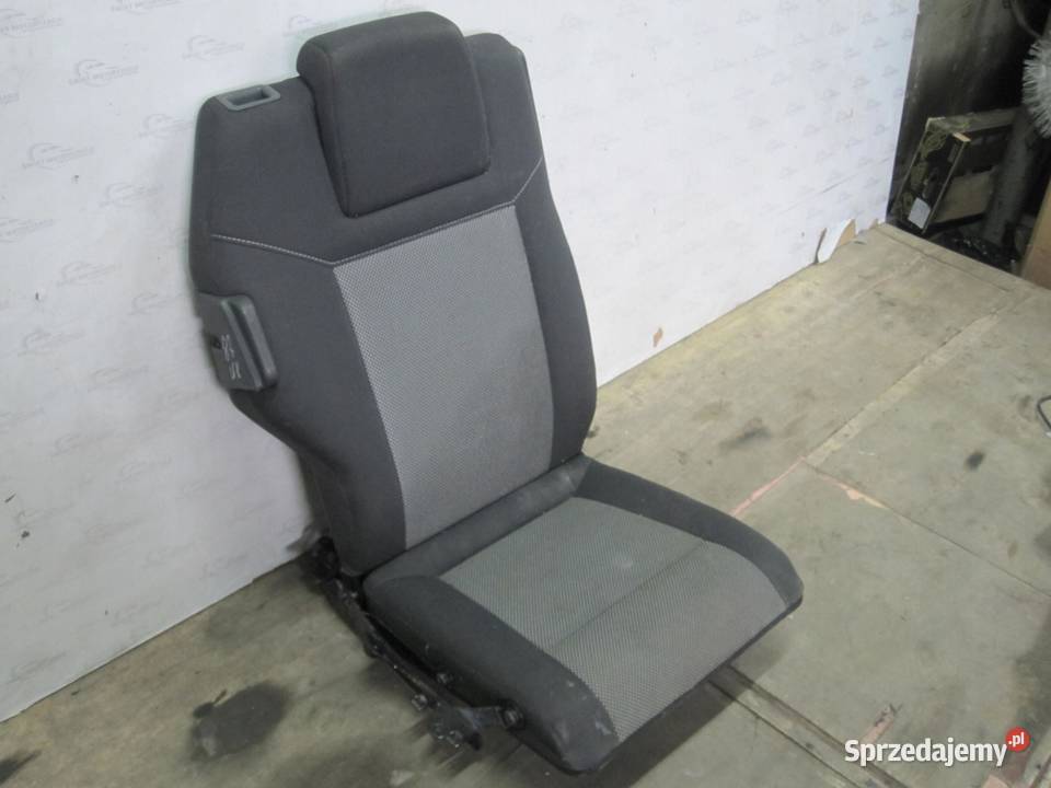 OPEL ZAFIRA B 12r fotele trzeci rząd tył osobowe