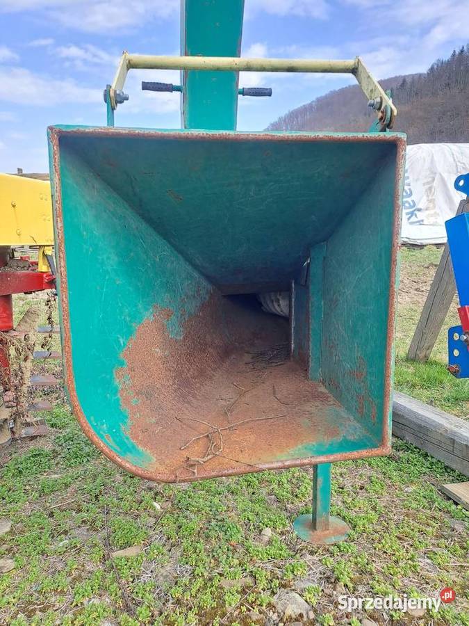 Rębak do gałęzi do traktora wałek wom KSM R1312 Łącko