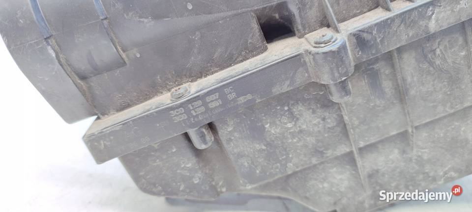 OBUDOWA FILTRA POWIETRZA AUDI A3 8P VOLKSWAGEN Przewody powietrza Przystajń