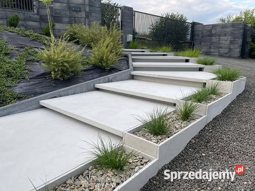 Lewitujące schody beton architektoniczny stopnie Pozostałe Kraków