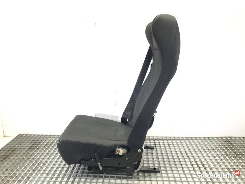 FOTEL TYLNY PRAWY VW CADDY IV Minivan FOTEL Fotele i kanapy podkarpackie