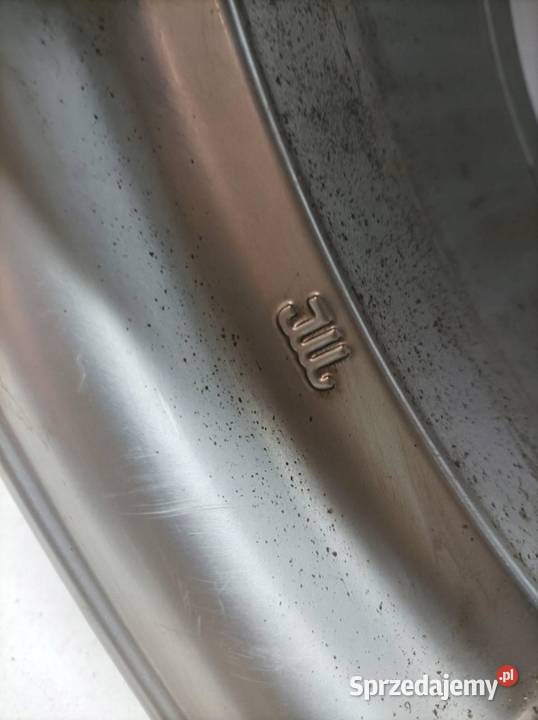 FELGA ALUMINIOWA R17 5X112 ET27 OC66MM 75JX17H2