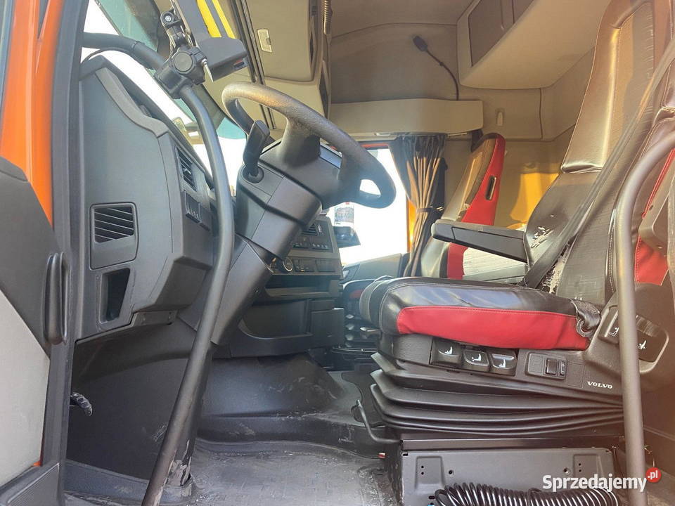 Hakowiec 6x4 VOLVO FH 460 tez Leasing kabina sypialna Warszawa sprzedam