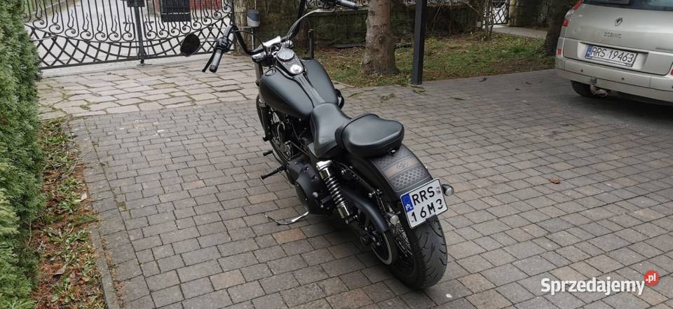 Harley Dyna Street Bob 103 transport