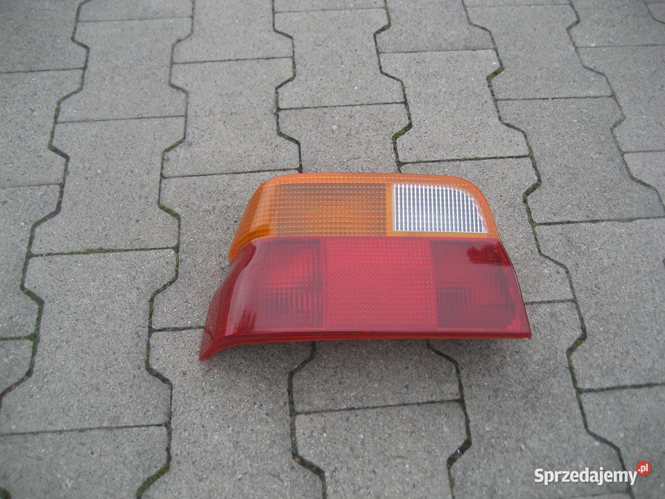 ford escort 9092r lampa tyl lewa prawa osobowe Lampy tylne wielkopolskie Rakoniewice