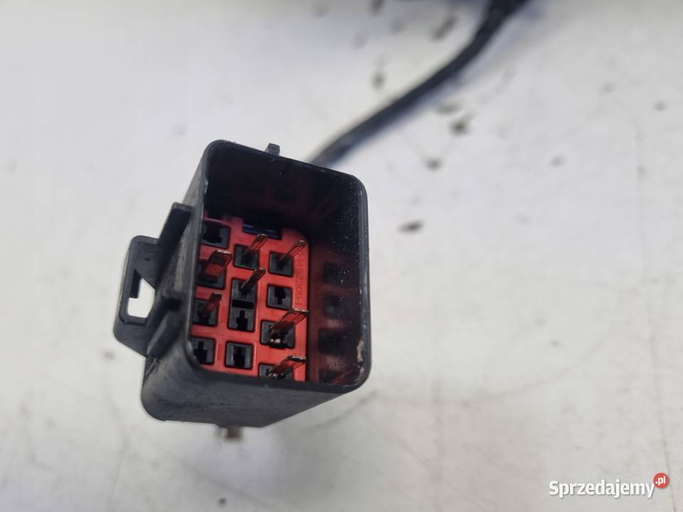 LAMPA PRAWA Volvo XC60 1317r LIFT PRZEDNIA PRAWY Rudka