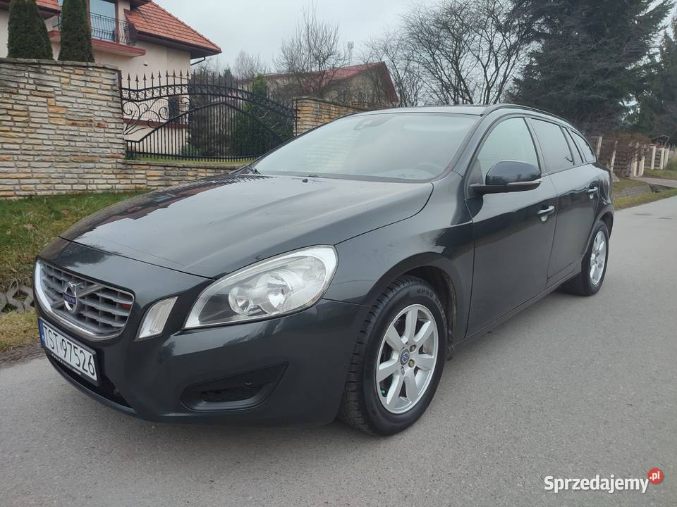 Volvo V60 T3 16 Benzyna Automat 115 przebiegu Starachowice sprzedam