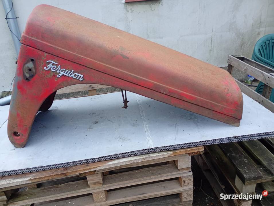 Sprzedam maskę z emblematami Ferguson TEATED 20 Gniezno