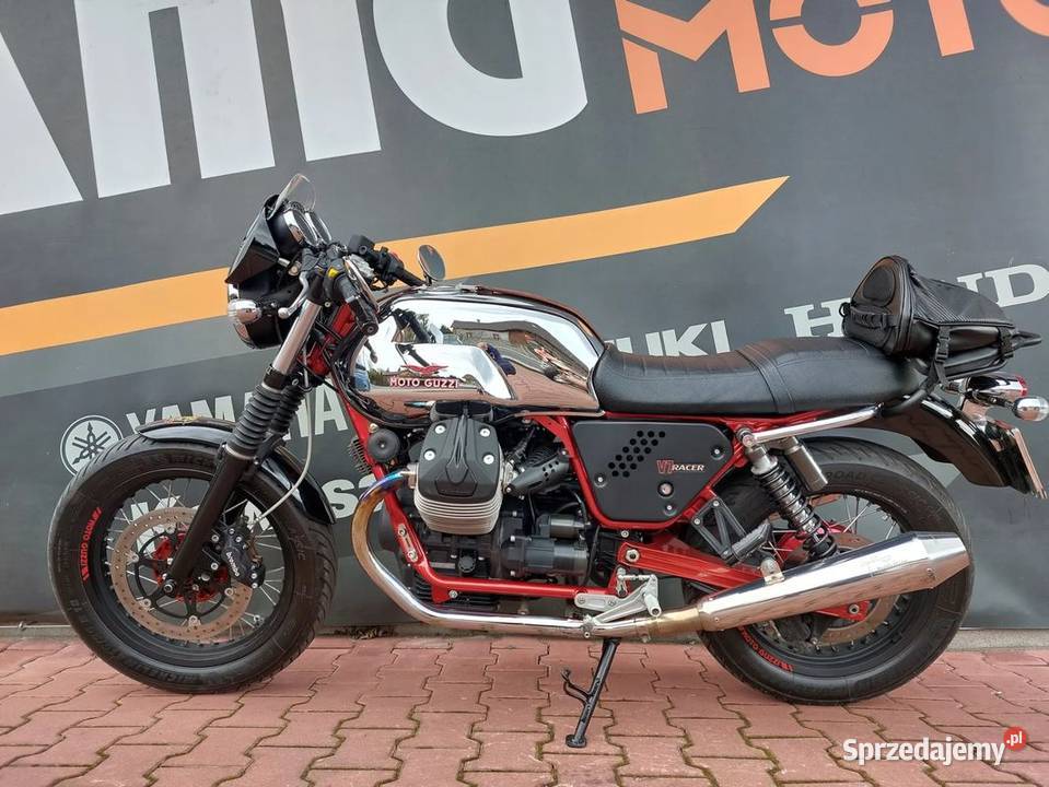 Moto Guzzi V7 2014